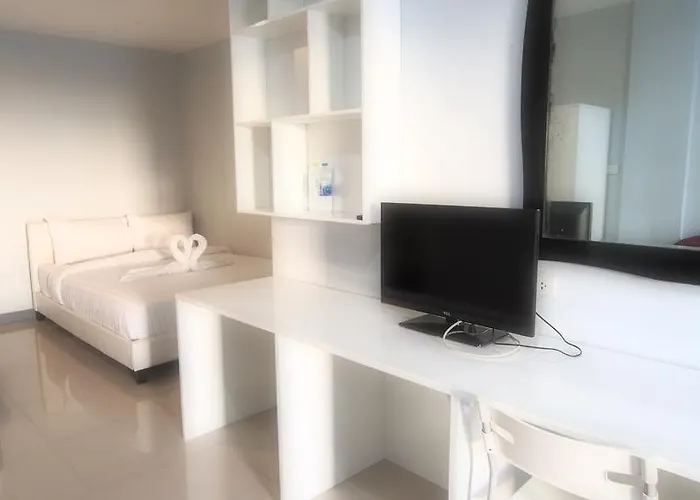 Inn Ibeyond Romklao Suvarnabhumi
